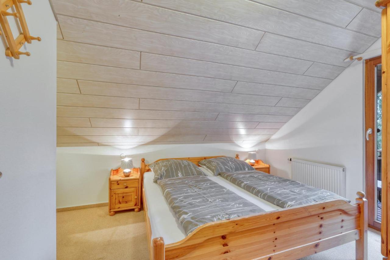 Seepark Kirchheim Ferienhaus Bei Vera Mit Sauna Eksteriør billede